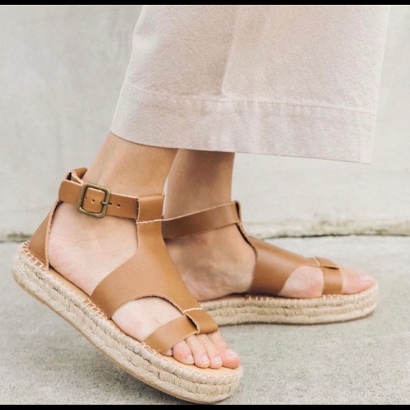 Soludos Banded Shield Sandals - Picture 1 of 9